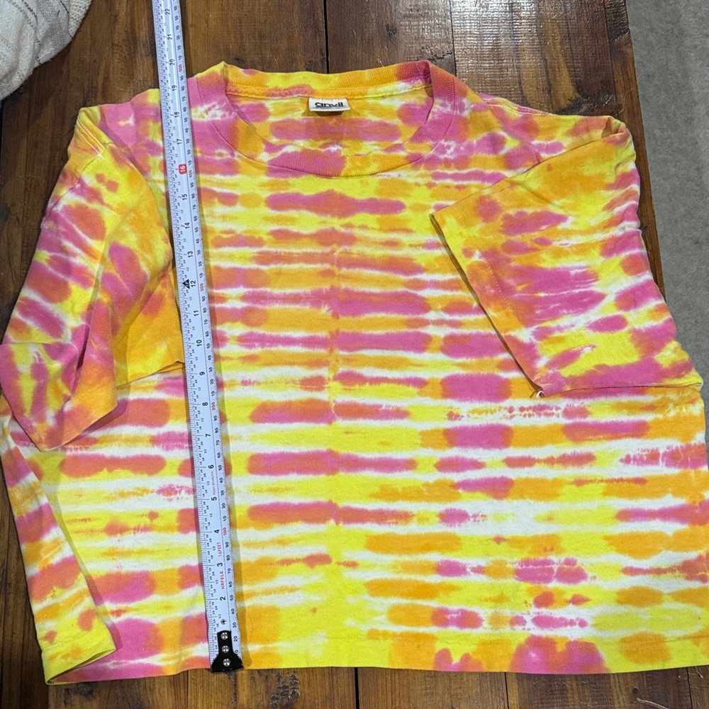 Circo Women’s Pink and Orange Tie-Dye Short Sleeve Tee